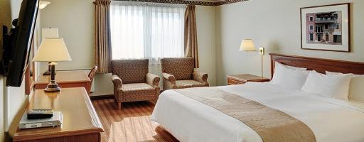 Lakeview Inns & Suites - Брандън Екстериор снимка